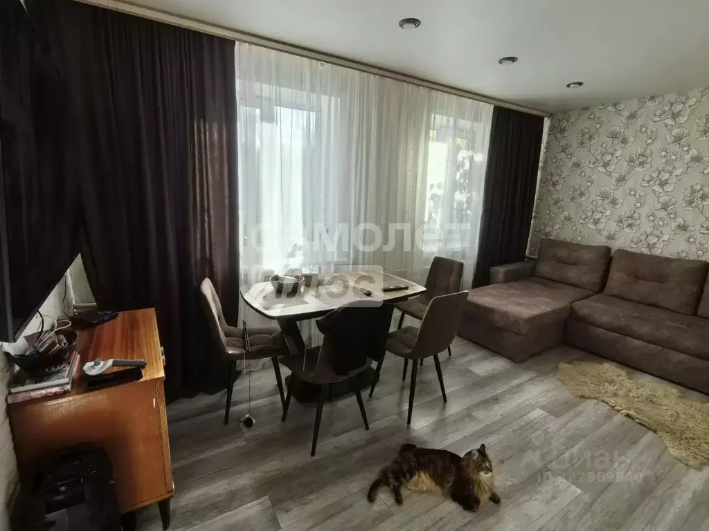 3-к кв. Смоленская область, Смоленск ул. 6-я Мичуринская, 36 (52.0 м) - Фото 0