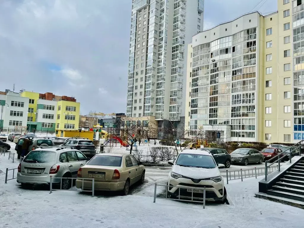 1-к кв. Свердловская область, Екатеринбург ул. Комсомольская, 76 (62.3 ... - Фото 1