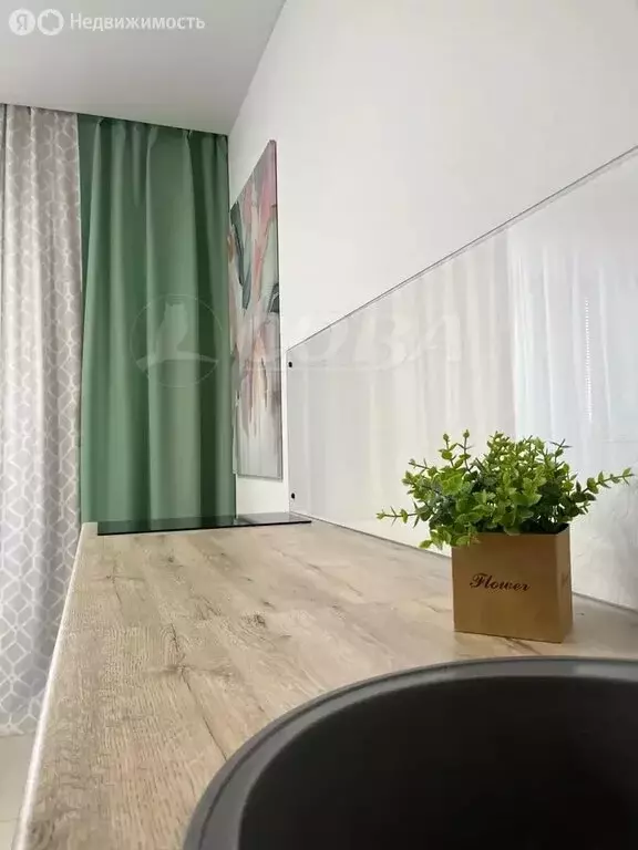 Квартира-студия: Тюмень, Амурская улица, 39 (30 м) - Фото 1