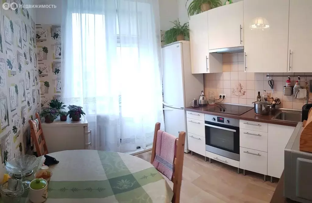 3-комнатная квартира: Новосибирск, улица Сибиряков-Гвардейцев, 11 ... - Фото 1