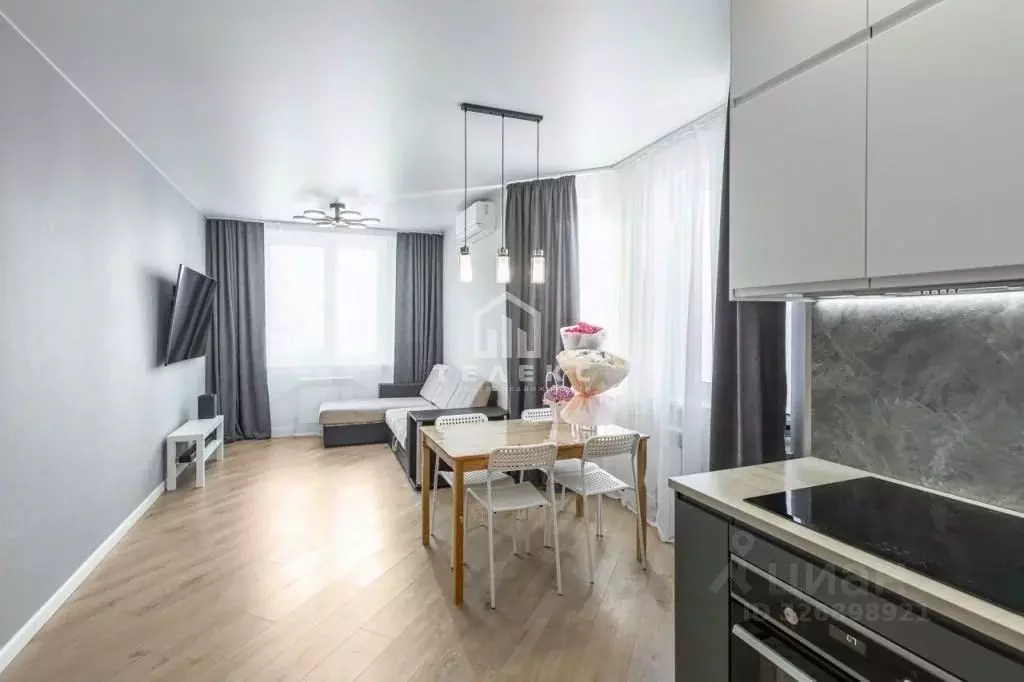 2-к кв. Омская область, Омск Взлетная ул., 13/1 (47.6 м) - Фото 2