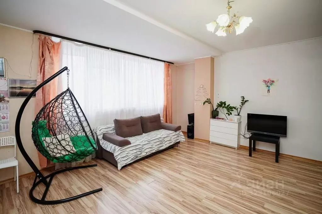 Студия Омская область, Омск ул. 13-я Линия, 37к2 (39.8 м) - Фото 2