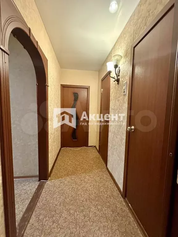3-к. квартира, 64 м, 1/9 эт. - Фото 1