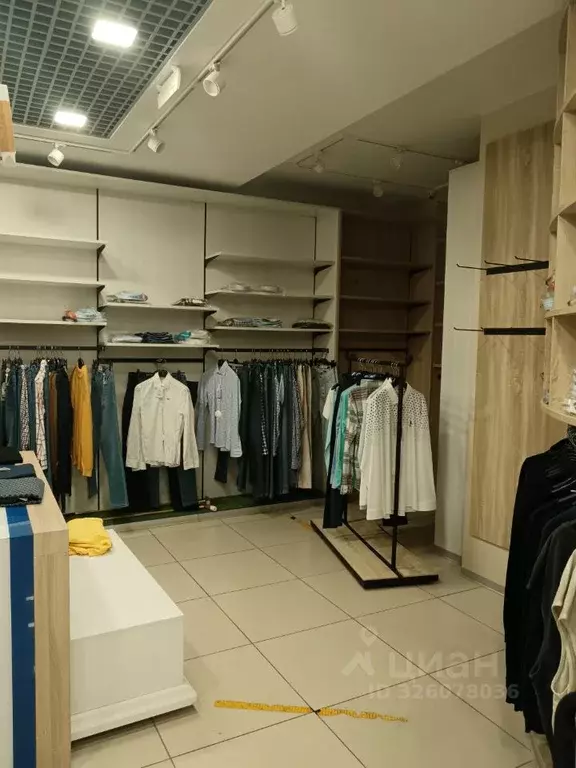 Помещение свободного назначения в Омская область, Омск просп. Карла ... - Фото 2