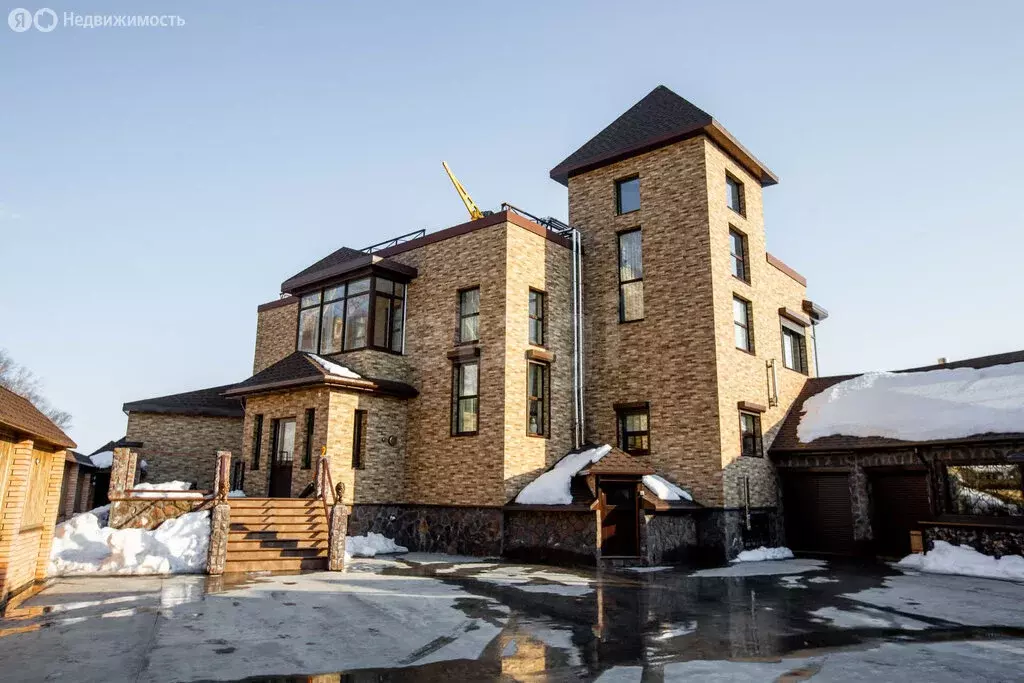 Дом в Петропавловск-Камчатский, Дальняя улица (967 м) - Фото 1