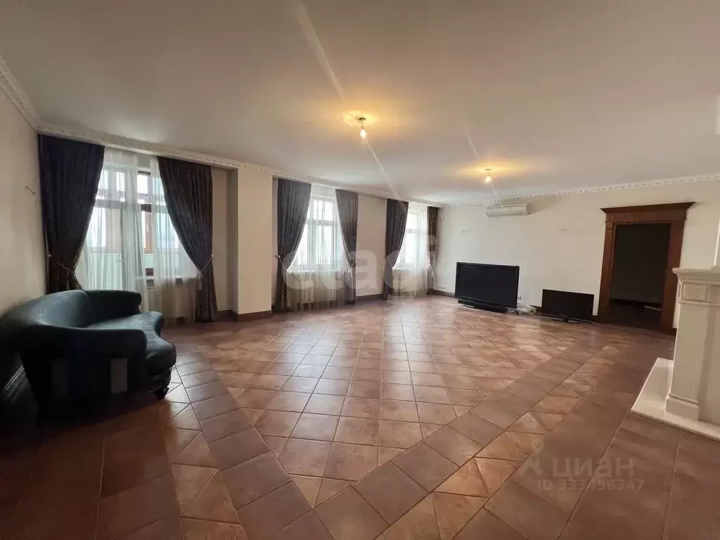 3-к кв. Белгородская область, Белгород Свято-Троицкий бул., 11 (140.0 ... - Фото 1