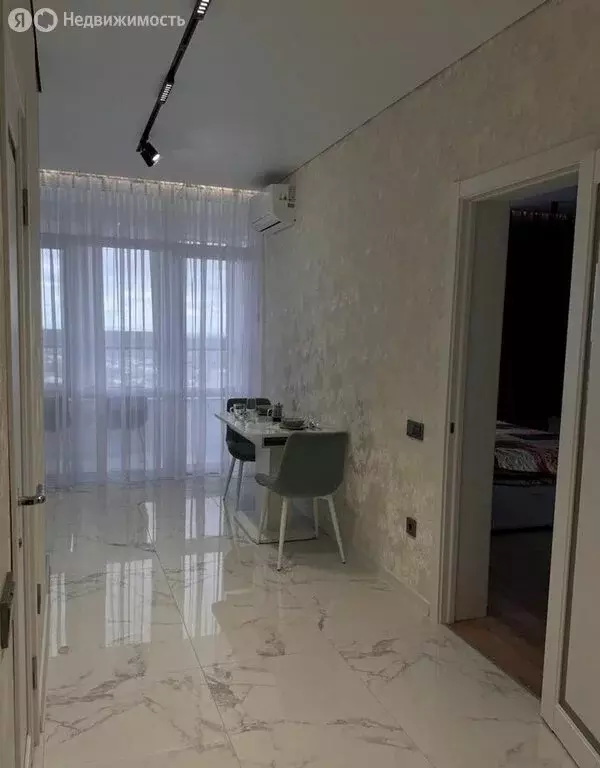 1-комнатная квартира: Ставрополь, Гражданская улица, 1/4 (42 м) - Фото 1