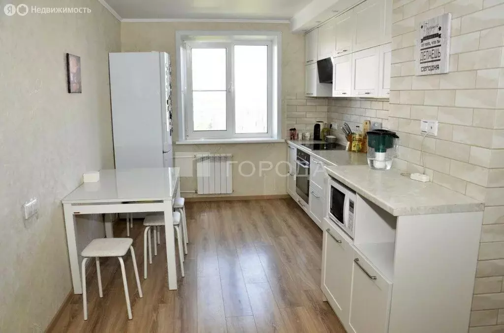 3-комнатная квартира: Барнаул, Балтийская улица, 38 (67 м) - Фото 2