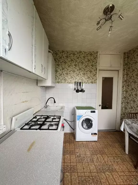 2-к кв. Москва Медынская ул., 12К1 (43.0 м) - Фото 0