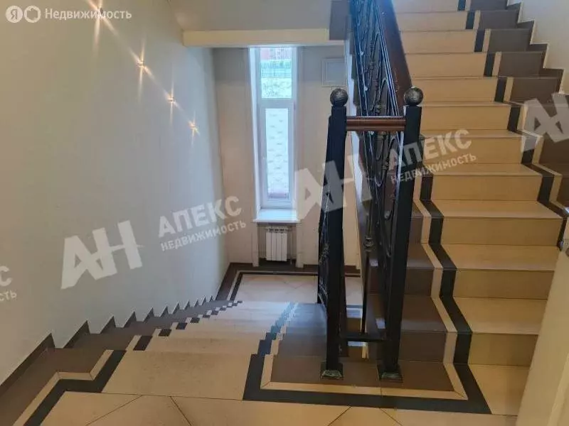 Офис (219 м) - Фото 1