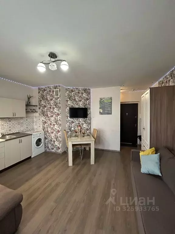 Студия Челябинская область, Челябинск ул. Петра Столыпина, 19 (24.6 м) - Фото 2