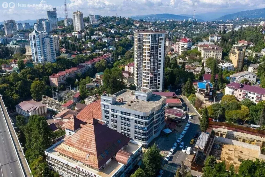 3-комнатная квартира: Сочи, микрорайон Светлана, Учительская улица, 9 ... - Фото 0