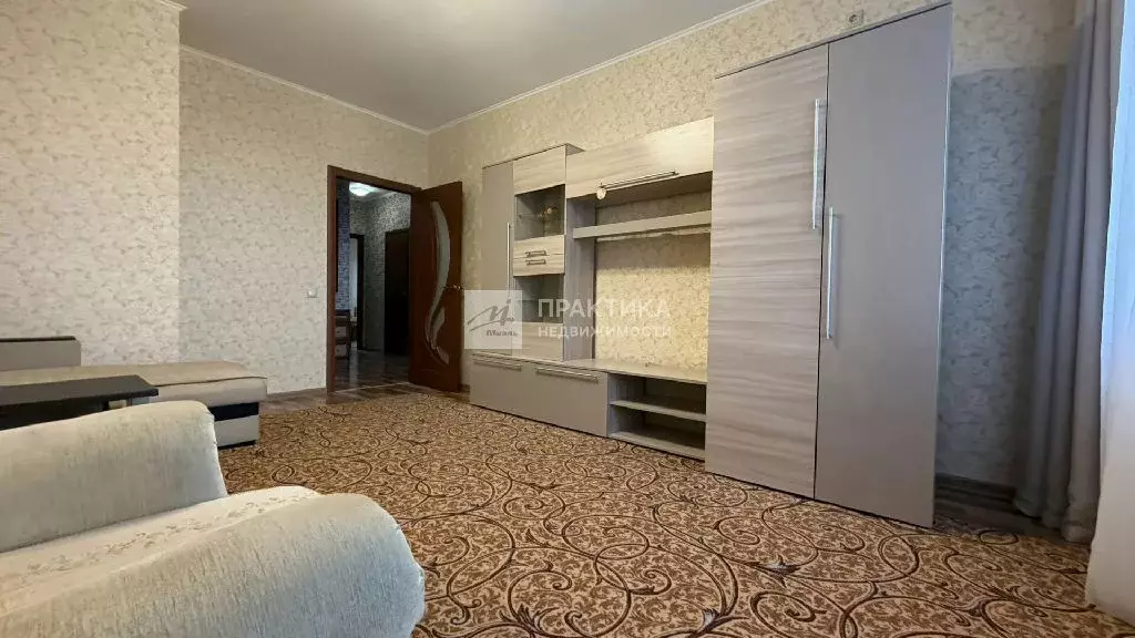 Продается 2-комнатная квартира - Фото 1