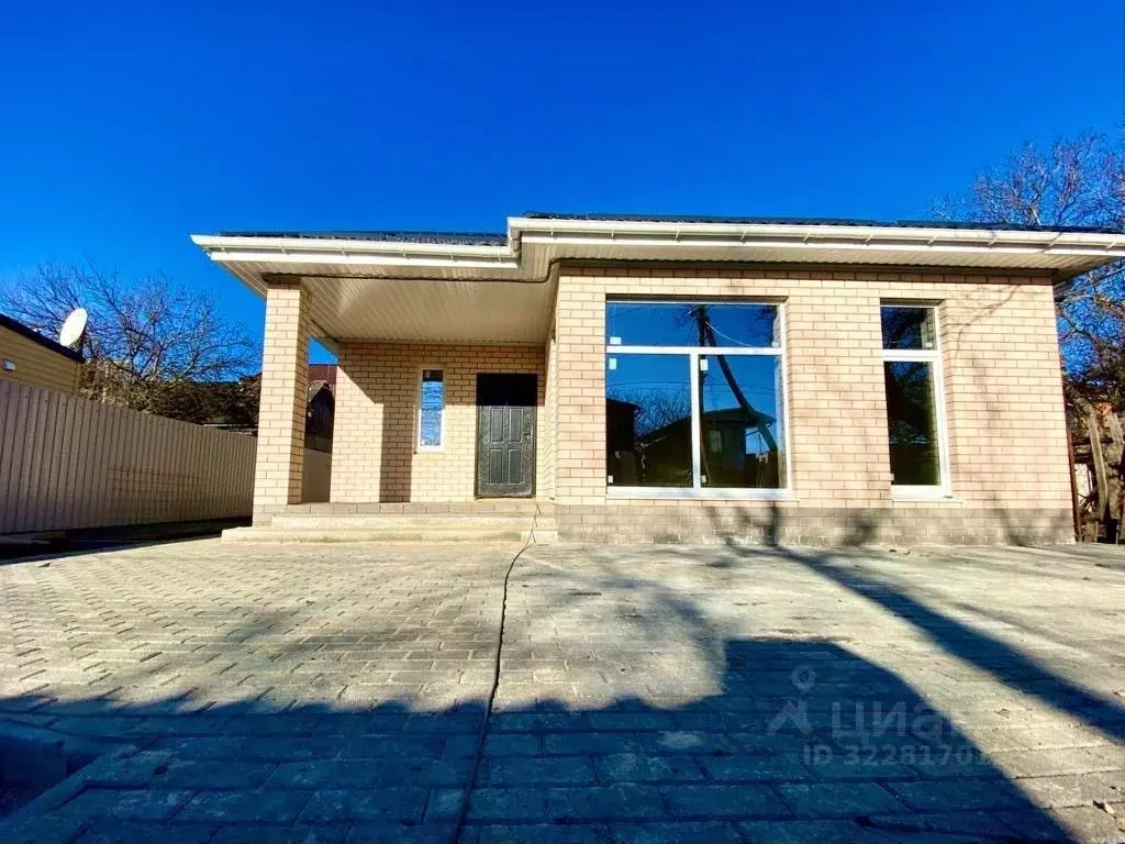 Дом в Краснодарский край, Ейск Рассветная ул. (90 м) - Фото 2