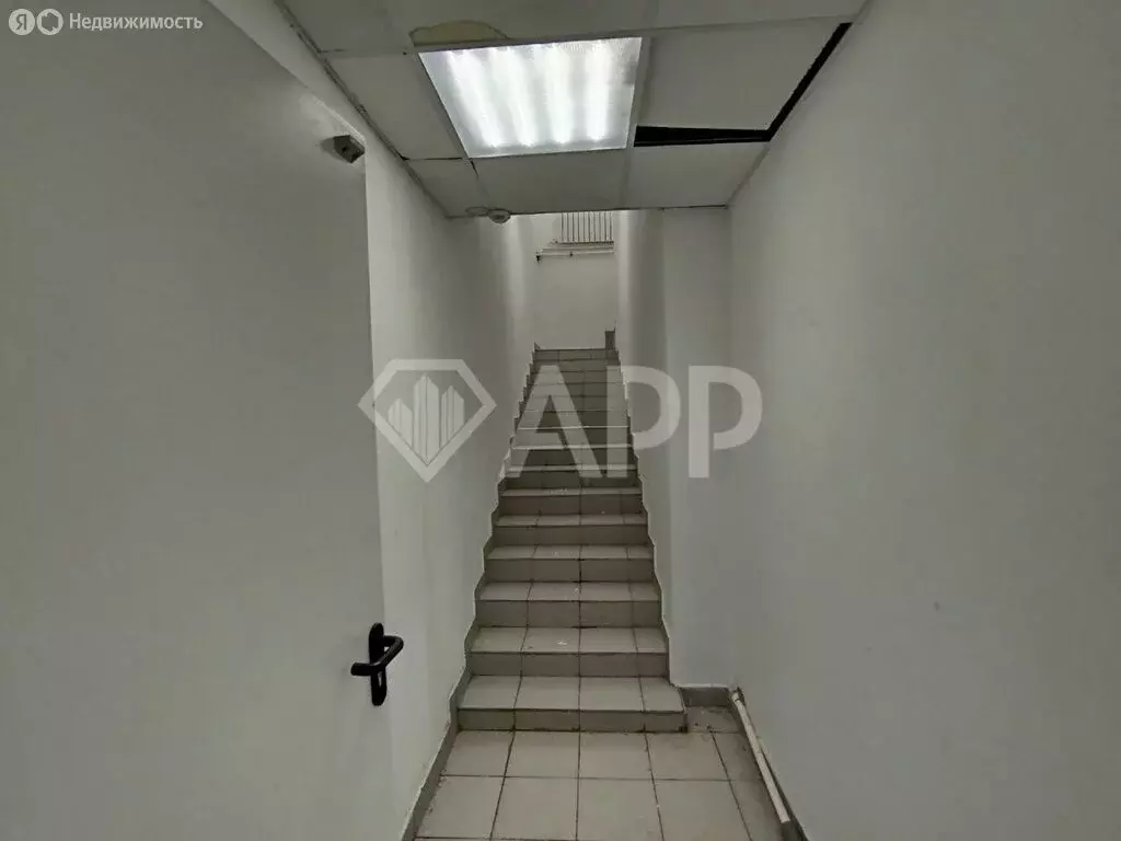 Помещение свободного назначения (360 м) - Фото 0