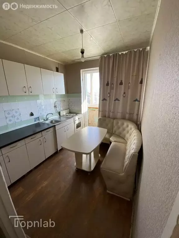 3-комнатная квартира: Нальчик, улица Щаденко, 29А (60.4 м) - Фото 1