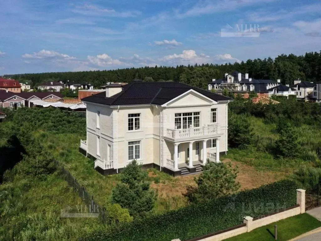 Дом, 360 м - Фото 1