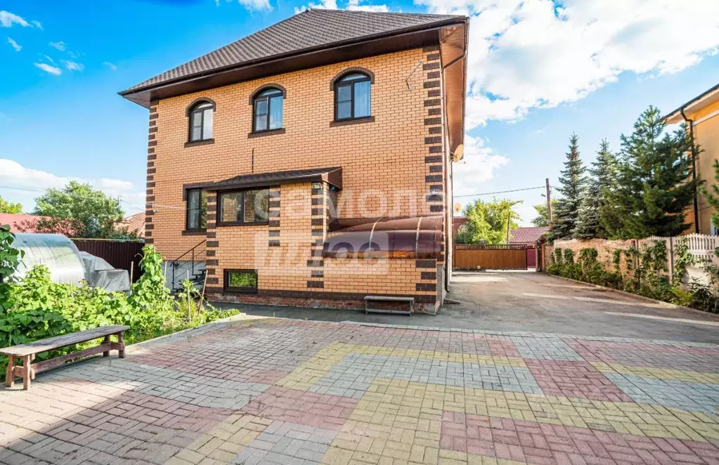 Дом в Челябинская область, Челябинск ул. Станиславского, 46 (450 м) - Фото 0
