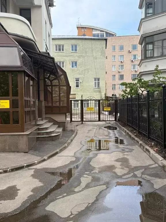 Гараж в Москва Тверской бул., 16С5 (2 м) - Фото 1