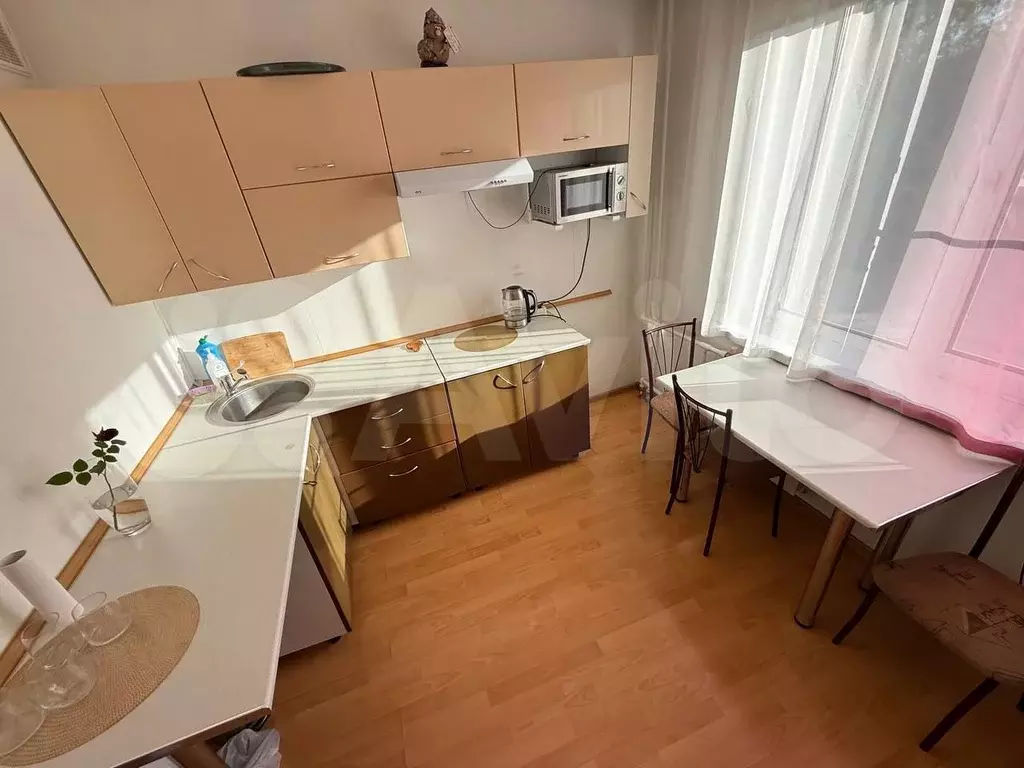 1-к. квартира, 40,4 м, 1/8 эт. - Фото 0
