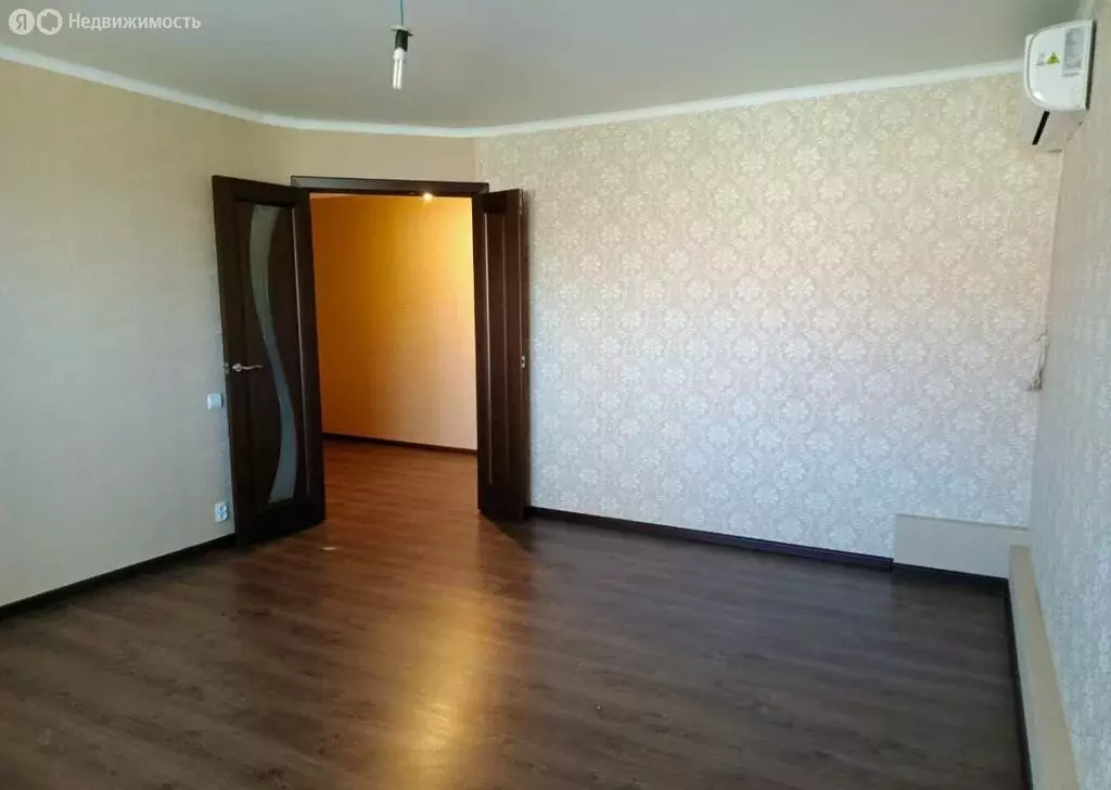 2-комнатная квартира: Курганинск, улица 76-й Квартал, 9 (50 м) - Фото 1
