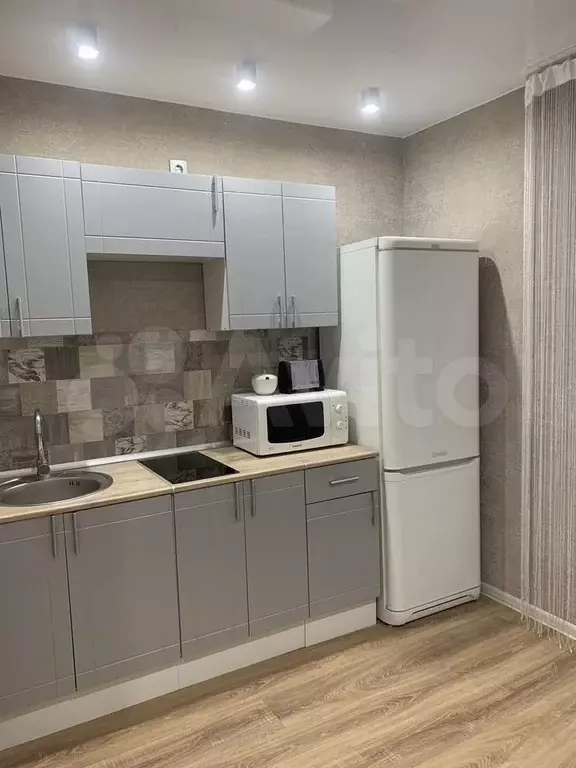 2-к. квартира, 40 м, 5/25 эт. - Фото 0