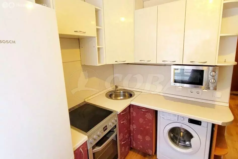 2-комнатная квартира: Тюмень, проезд Геологоразведчиков, 24 (45 м) - Фото 0