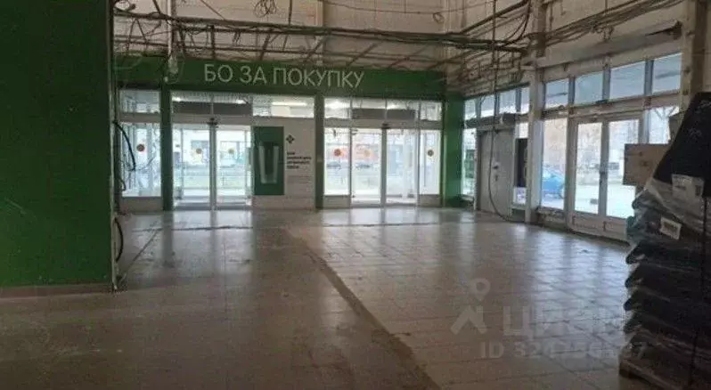 Торговая площадь в Санкт-Петербург просп. Большевиков, 32к1 (144 м) - Фото 1