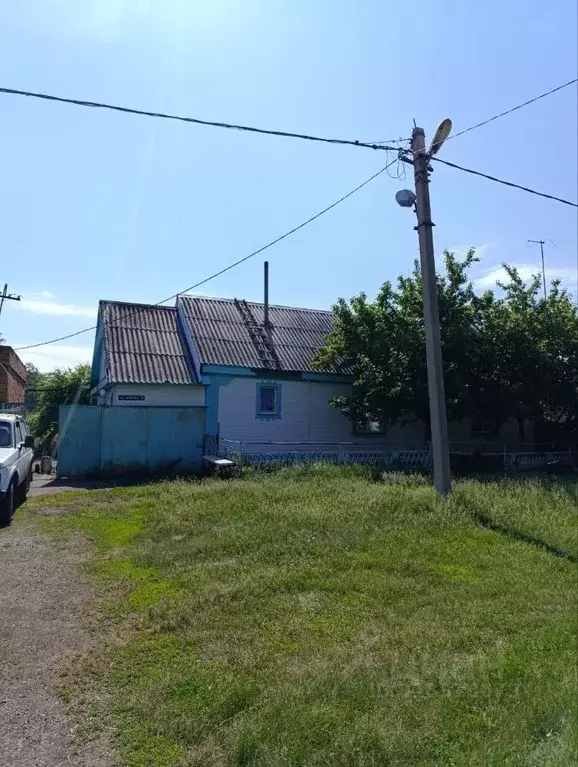 Дом в Омская область, Омский район, Лузинское с/пос, д. Ближняя Роща ... - Фото 0