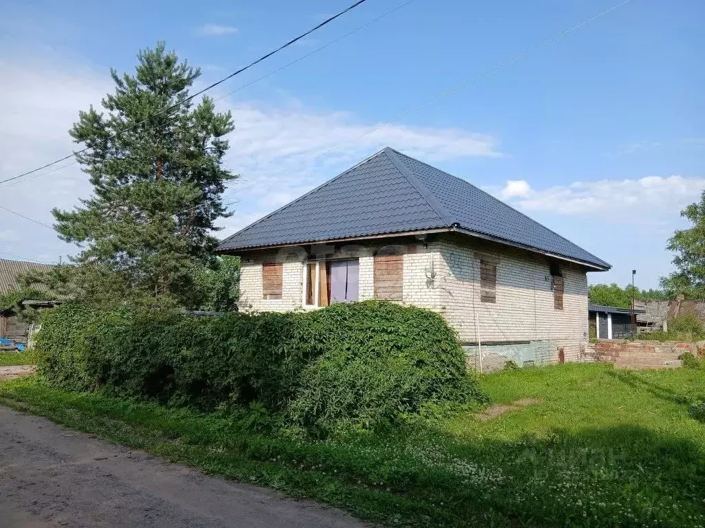 Дом в Ленинградская область, Волховский район, Кисельнинское с/пос, д. ... - Фото 1