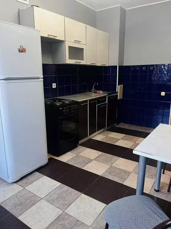 2-к кв. Новосибирская область, Бердск ул. Красная Сибирь, 98 (60.0 м) - Фото 2