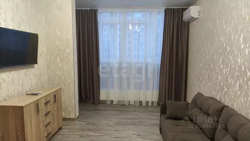 1-к кв. Крым, Симферополь ул. Батурина (37.0 м) - Фото 1