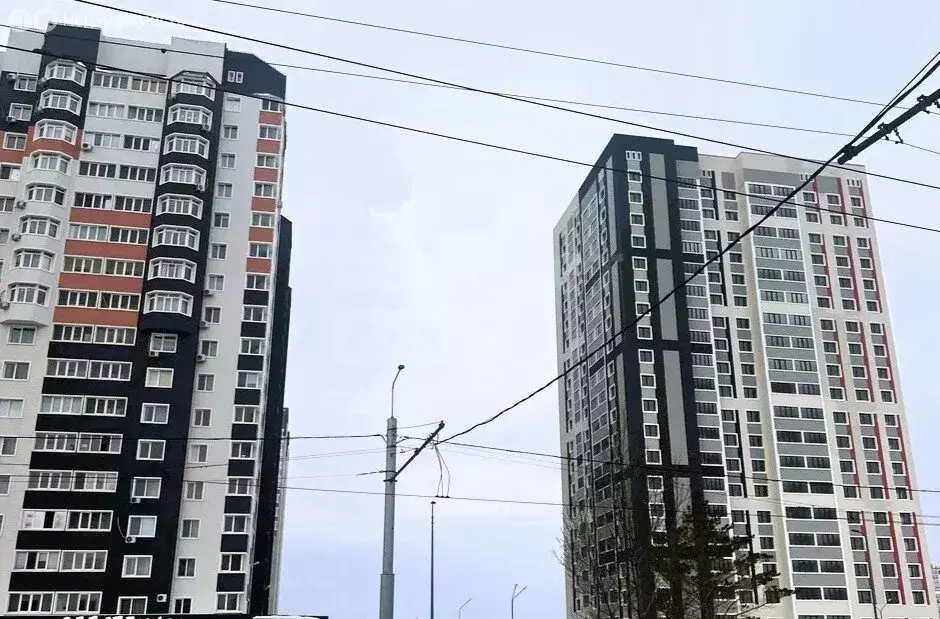 3-комнатная квартира: Оренбург, проспект Победы, 153 (71.68 м) - Фото 2