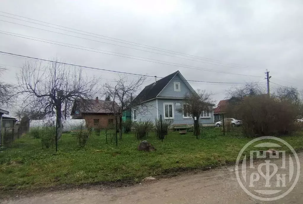 Дом в Ленинградская область, Ломоносовский район, д. Гостилицы ул. ... - Фото 1