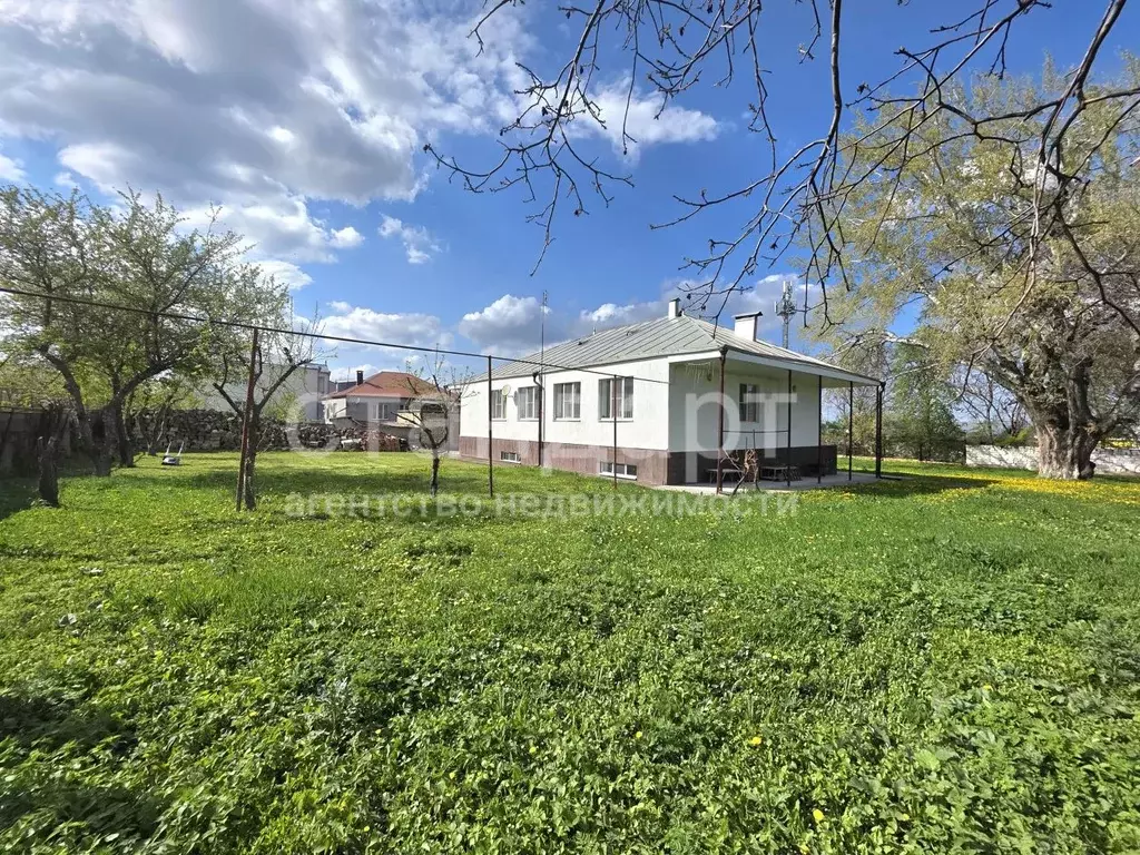 Дом в Ставропольский край, Предгорный муниципальный округ, ... - Фото 1