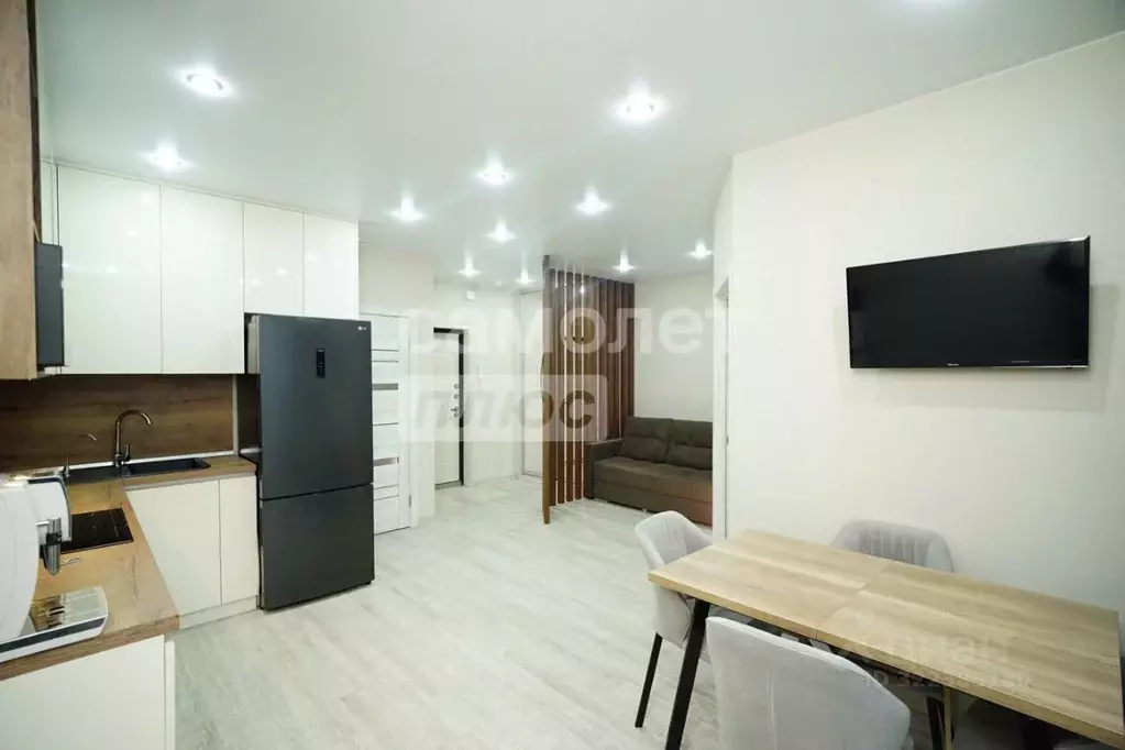 2-к кв. Омская область, Омск ул. Крупской, 13А (42.7 м) - Фото 1