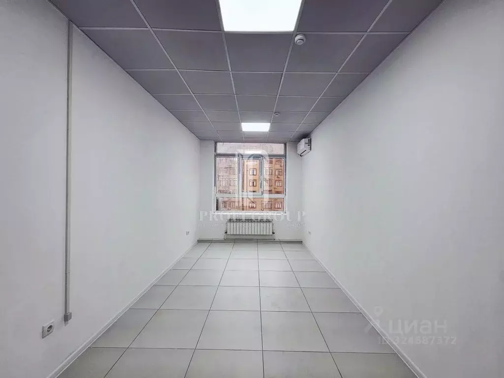 Офис в Дагестан, Махачкала просп. Имама шамиля (16 м) - Фото 1