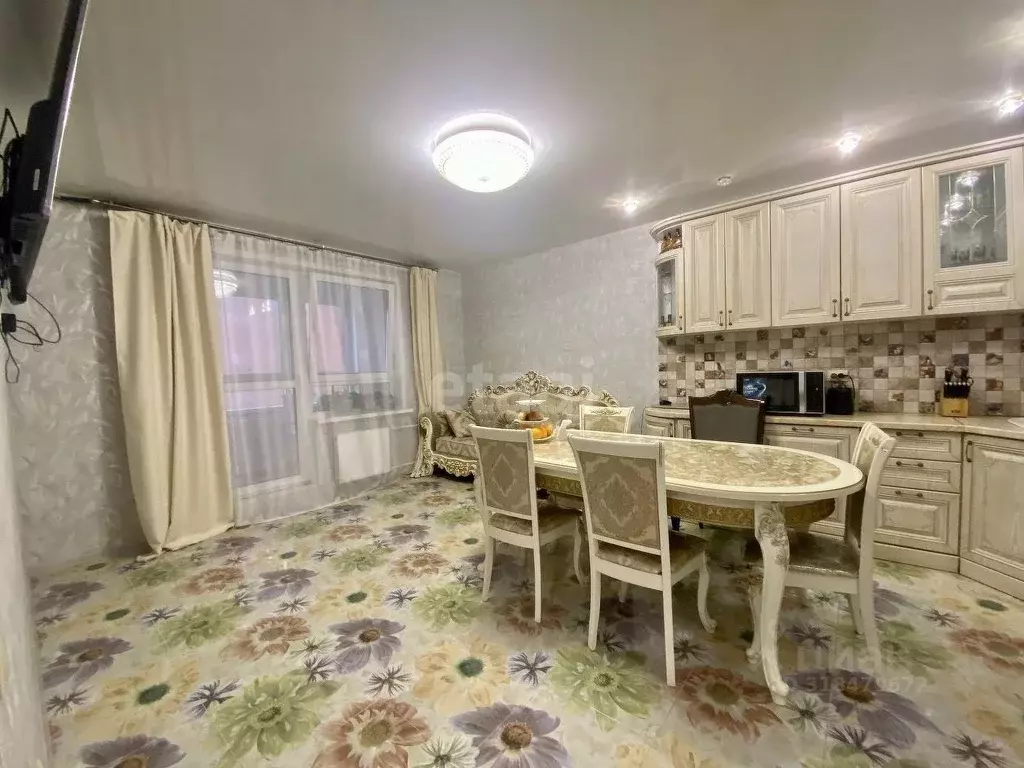 3-к кв. Калужская область, Обнинск ул. Курчатова, 25/1 (94.0 м) - Фото 0
