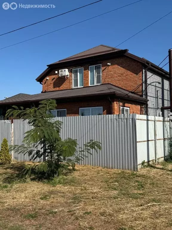 Дом в Усть-Лабинск, Волгоградская улица (125.4 м) - Фото 1