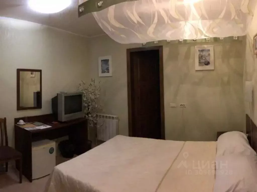 Комната Астраханская область, Астрахань ул. Савушкина, 4к1 - Фото 0
