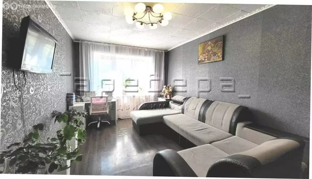 2-комнатная квартира: Красноярск, Парашютная улица, 88А (50 м) - Фото 1