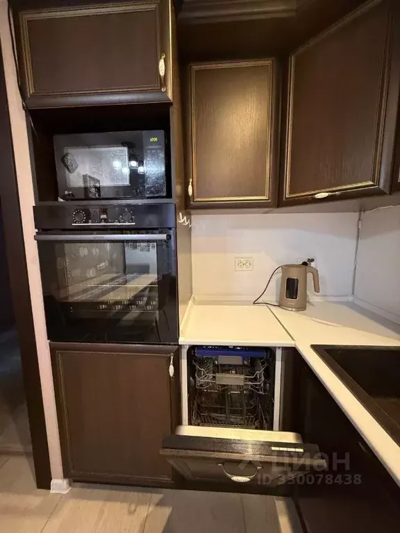 3-к кв. Калужская область, Калуга ул. Петра Тарасова, 9 (75.0 м) - Фото 2