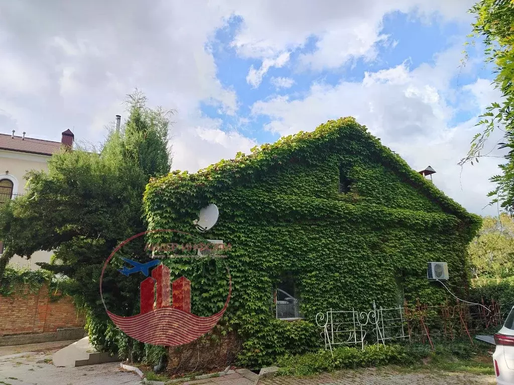 Дом в Севастополь с. Подгорное, ул. Подводников, 5 (185 м) - Фото 1