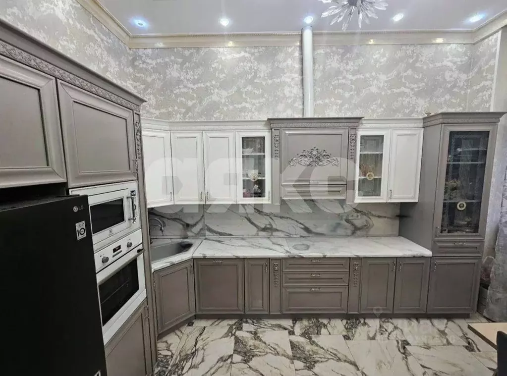 Квартира, 4 комнаты, 100 м - Фото 0