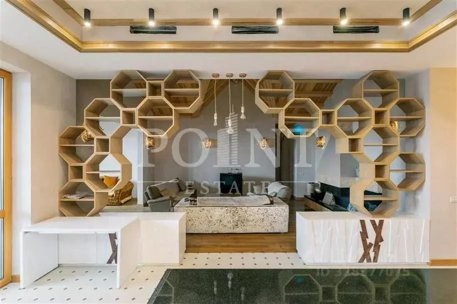 5-к кв. Московская область, Одинцовский городской округ, д. Жуковка 58 ... - Фото 1