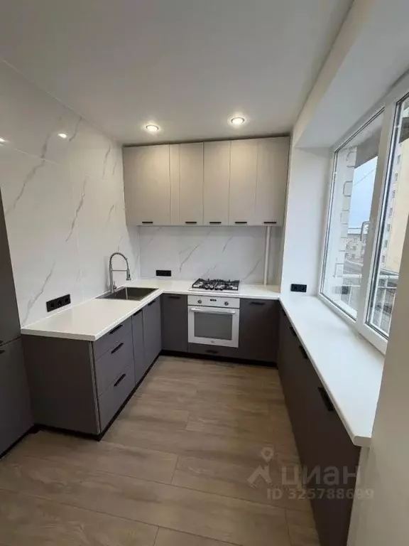 2-к кв. Волгоградская область, Волгоград ул. В.И. Ленина, 6 (50.0 м) - Фото 1