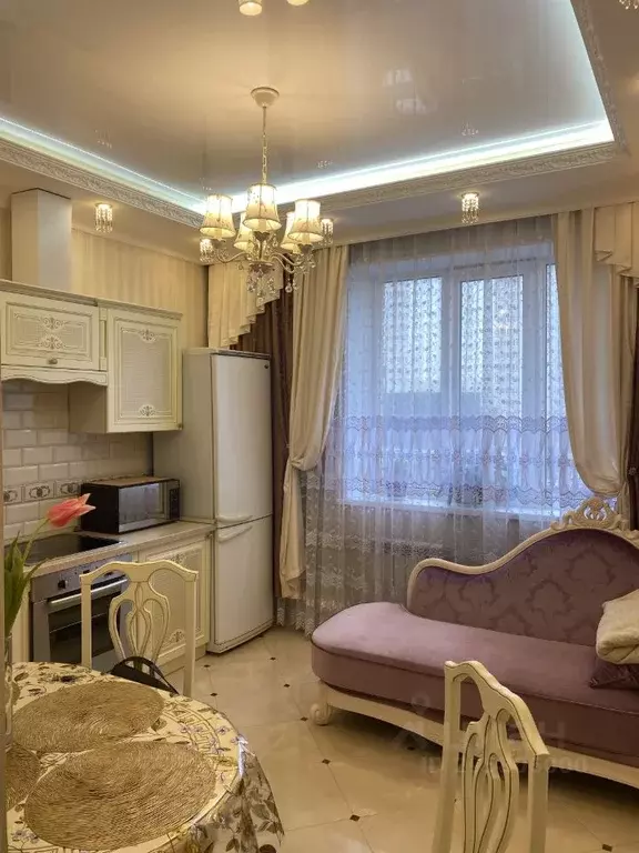 1-к кв. Курская область, Курск просп. Вячеслава Клыкова, 92 (46.5 м) - Фото 1