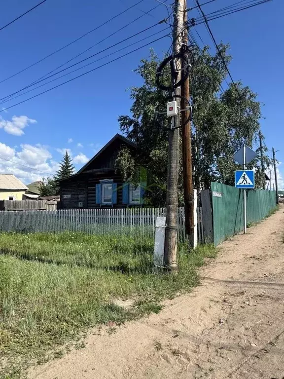Дом в Бурятия, Иволгинский район, Иволгинское с/пос, с. Иволгинск ул. ... - Фото 1