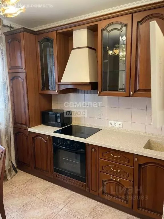 3-комнатная квартира: Москва, улица Адмирала Лазарева, 43 (74.7 м) - Фото 2