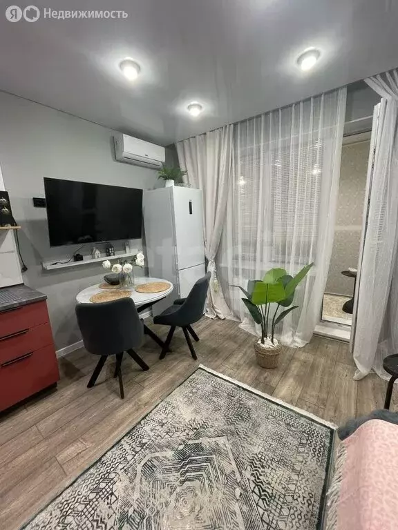 Квартира-студия: Тобольск, 15-й микрорайон, 17Б (29 м) - Фото 1